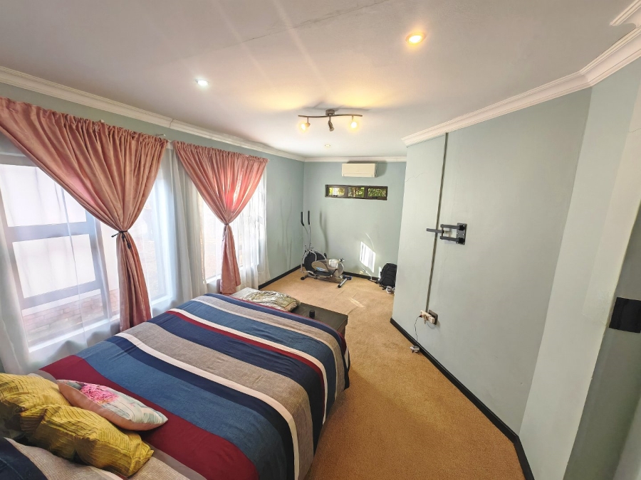4 Bedroom Property for Sale in Bayswater Free State